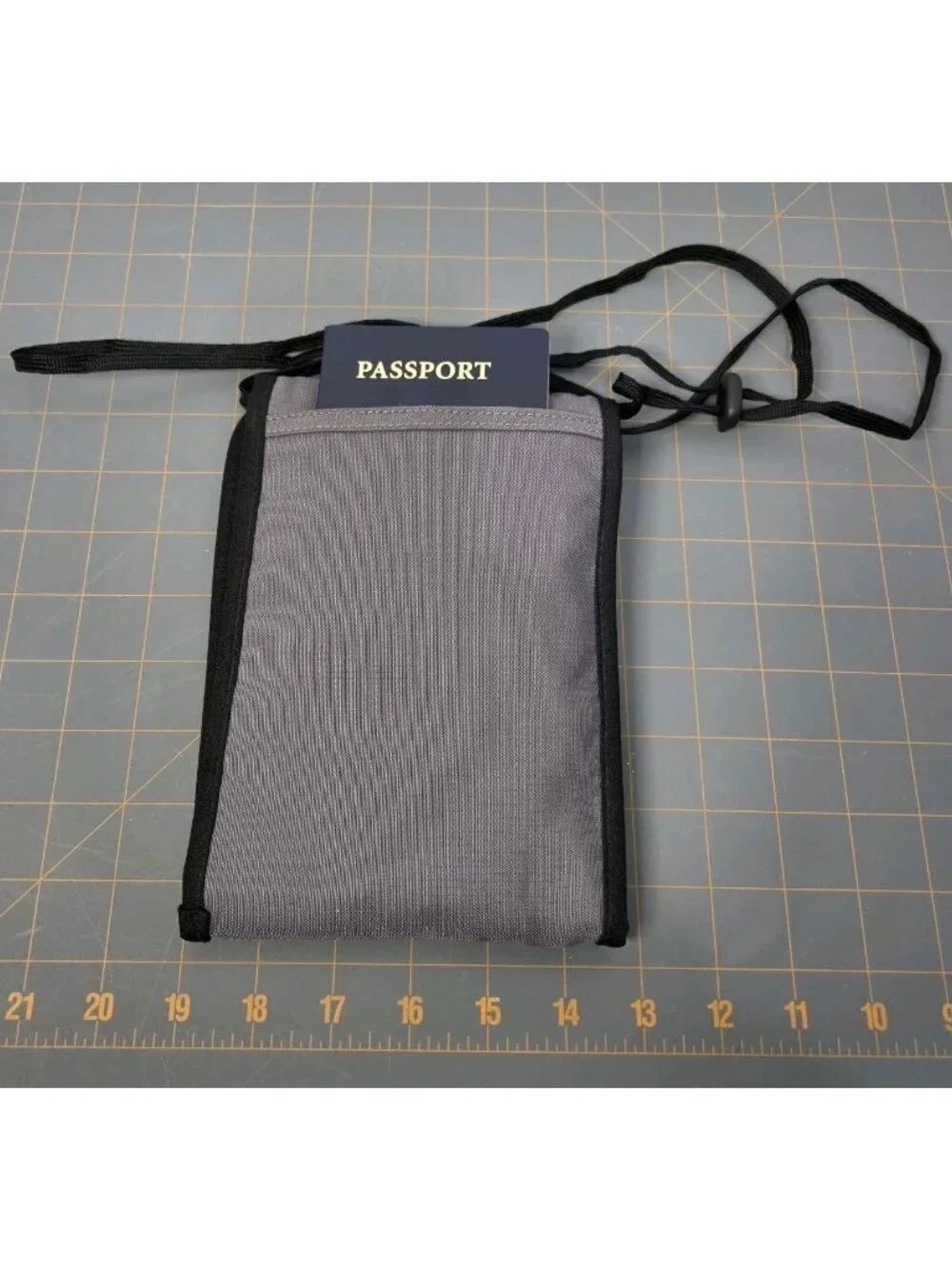 L.L. Bean Travel Neck Wallet w/Zippered Pockets & Buckle Closure Crossbody Grey
